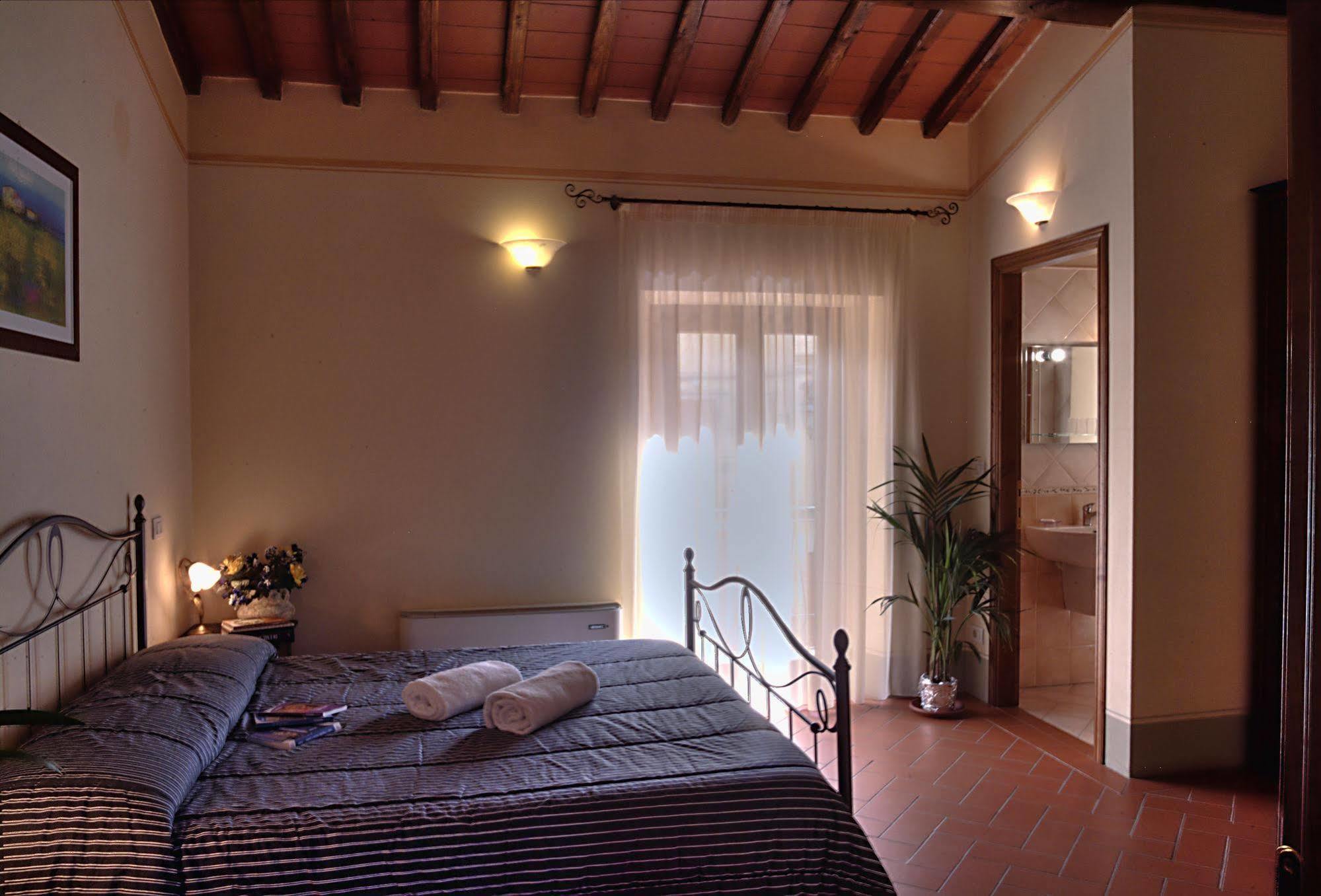 B&B Antica Trattoria Al Principe Αρέτσο Εξωτερικό φωτογραφία